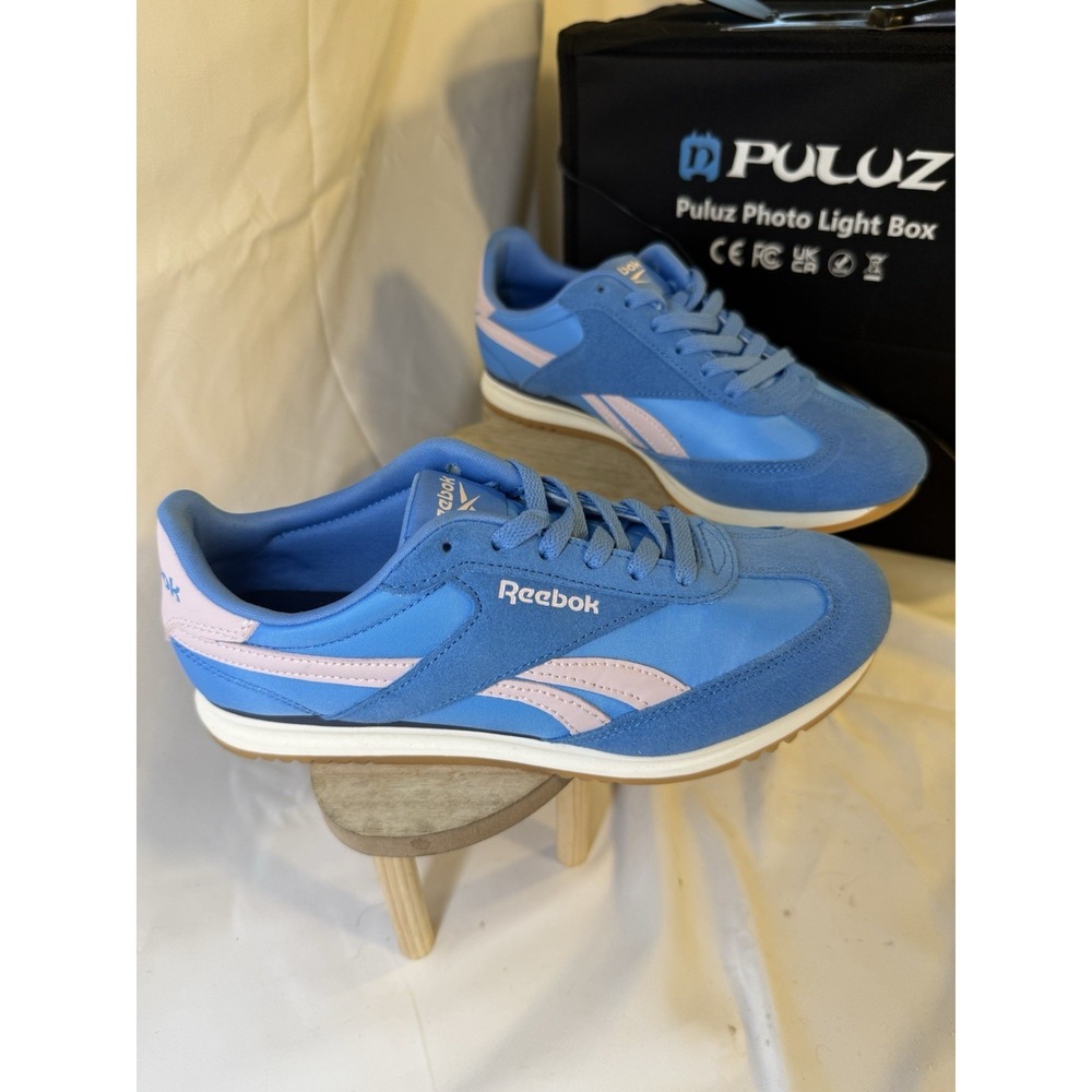 REBOK BRAND NEW BLUE WITH PINK ACCENTS WOMENS Size 7.5 - Picture 11 of 16